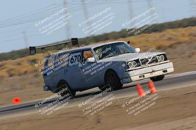 media/Oct-02-2022-24 Hours of Lemons (Sun) [[cb81b089e1]]/915am (I-5)/